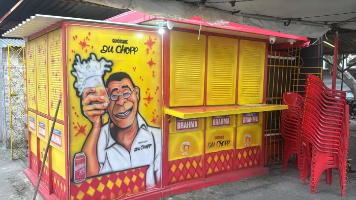 Vendo quiosque em realengo ou troco p carro e moto