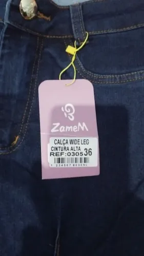 Vendo uma calça comprida jeans, novinha sem uso TM 36 