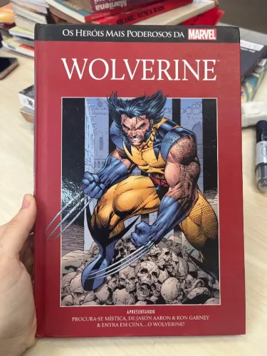 Livro WOLVERINE & procura-se MÍSTICA