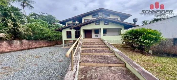 Casa com 4 dormitórios à venda no bairro Capitais em Timbó/SC