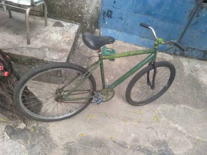 VENDO BIKE ARO 26 *2 CAMARAS DE AR NOVAS*