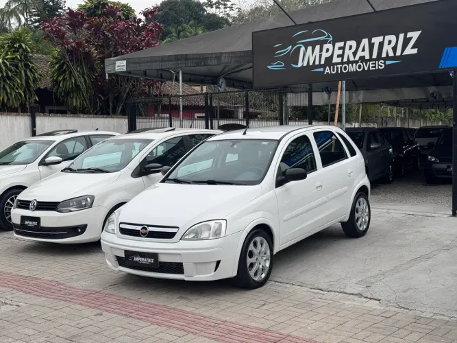 Chevrolet Corsa Hat. Maxx 1.4 8V Econoflex 5P 2011