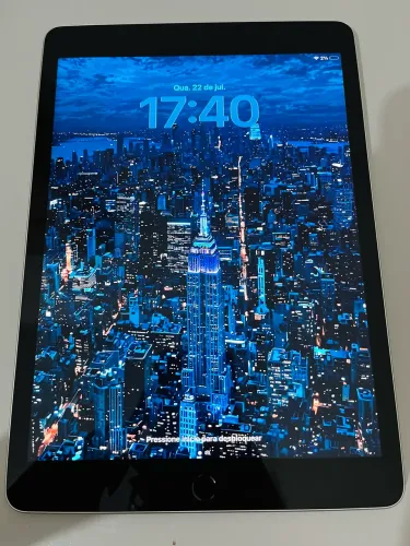 iPad 9ª geração - Perfeito Estado - Sem nenhuma marca de uso - Acompanha Acessórios 