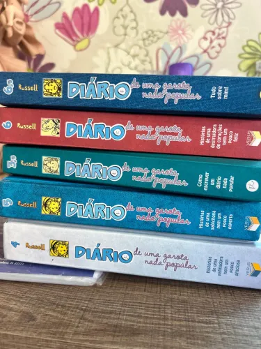 Diários de uma garota nada popular