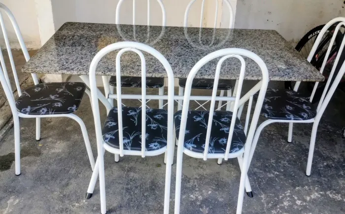 Mesa de mármore 6 cadeira