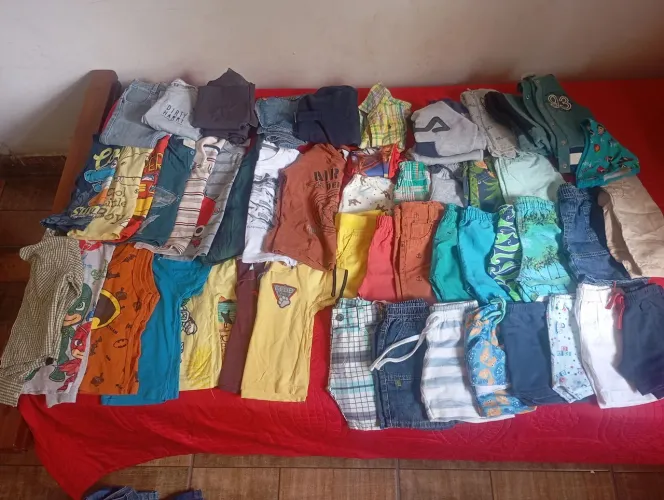 Lote de roupas infantis + calçado 1 a 5 anos