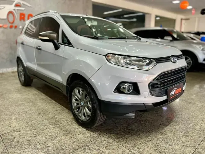 Ford Ecosport Freestyle 1.6 16V Flex 5P 2013