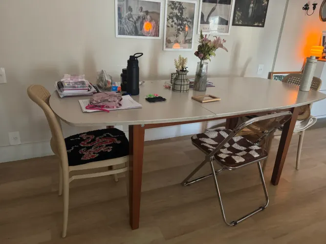 mesa branca, 2 metros
