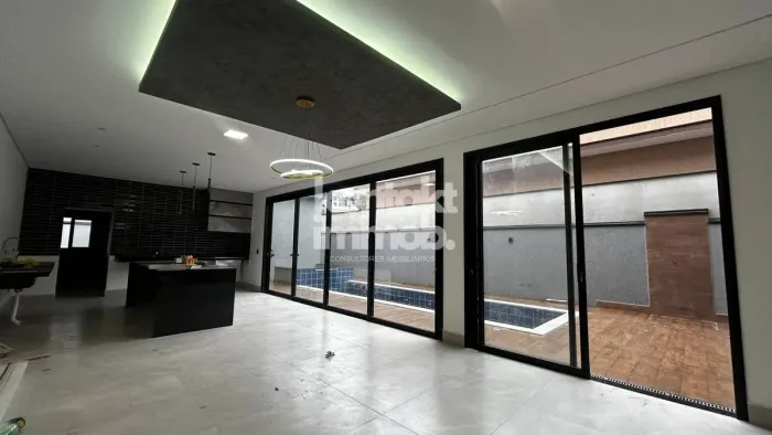 Casa de condomínio - Sobrado com 4 quartos à Venda, Villa Verona - Sorocaba
