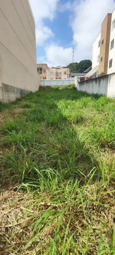ÓTIMA PROPRIEDADE NO BAIRRO JARDIM DOS ALFINEIROS 
