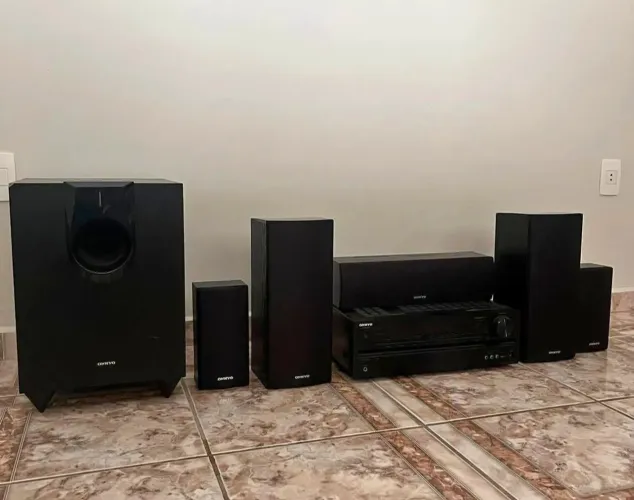Receiver onkyo ht 592 7.1