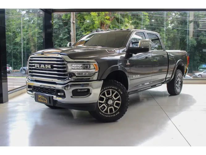 Ram 3500 Limited Longhorn 6.7 TB CD Diesel 2024