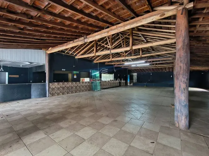 Barracão para alugar, 330 m² por R$ 3.500,00/mês - Parque dos Pinheiros - Botucatu/SP