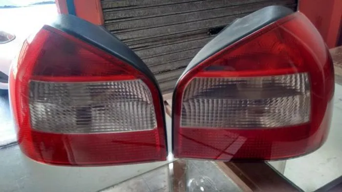 Lanterna audi a3 2001 2006
