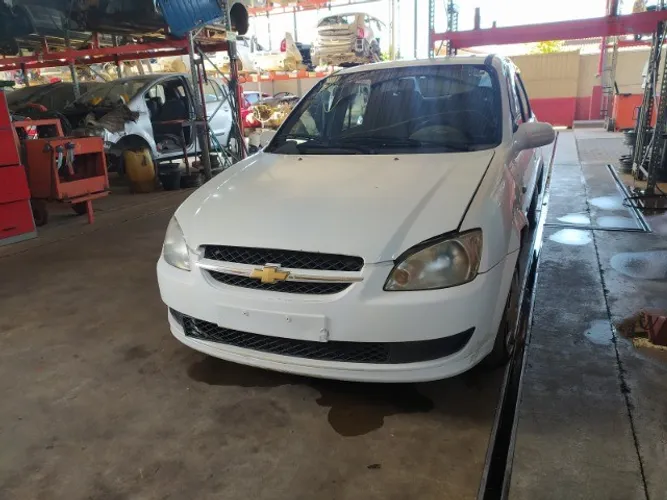 Peças usadas Chevrolet Classic 2012 1.0 8v flex 78cv câmbio manual