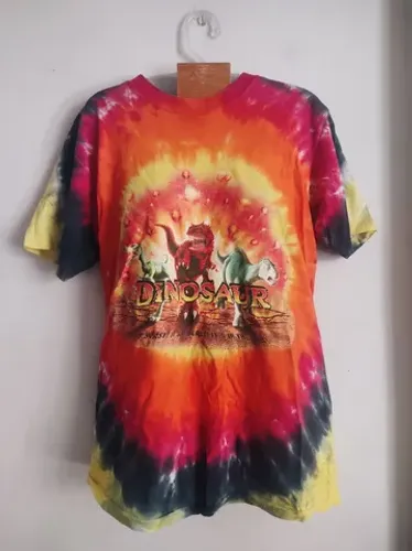 Tshirt. As duas por 30,00 Tam médio 