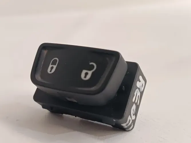 Botão Trava Elétrica Porta Jeep Renegade 2015 À 2021 | 6 Fios | Usado/Original