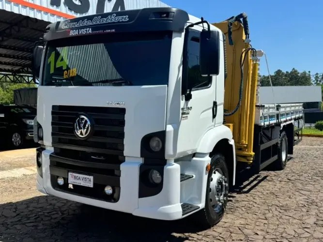 VW 17.280 CRM 4X2 2013/2014 - C/Carroceria Aberta - Mec. Operacional