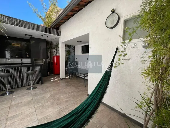 CASA GEMINADA DE 3 QUARTOS E 4 VAGAS NO BAIRRO CASTELO