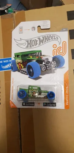 Hot Wheels  Bone Shaker id coleção 