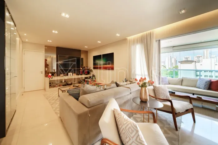 Málaga (Torrinha) - Apartamento á venda no Tatuapé, 3 suites, mobiliado, 4 vagas + depósit