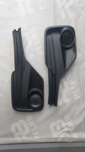 Par ACABAMENTO DO MILHA S/FURO LD/LE  ETIOS 18?
