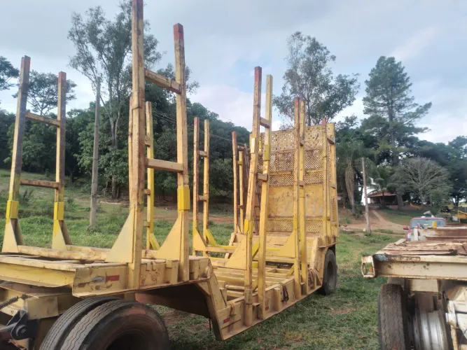CARRETA FLORESTAL