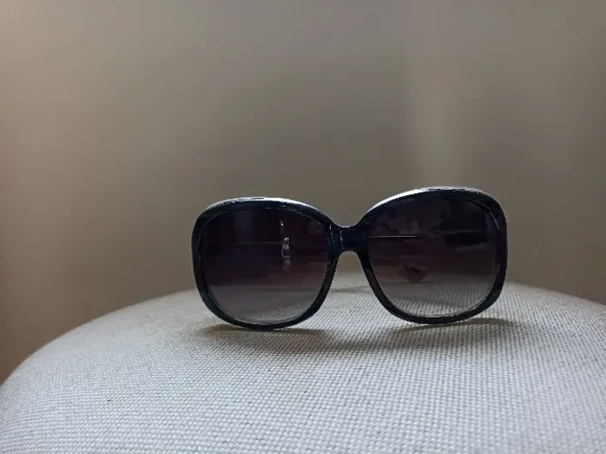 Óculos feminino da Triton original 