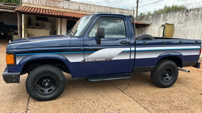 Chevrolet D-20 S / Luxe 3.9/4.0 Diesel 1995