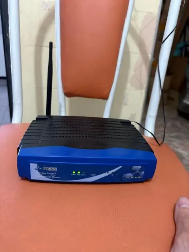 Router Pacífic Network modelo WR542G