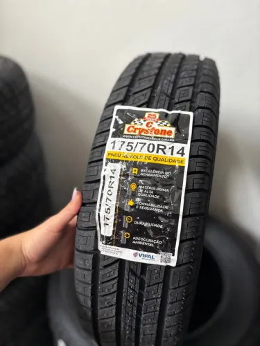 Pneu Remolde 175/70R14 Crystone