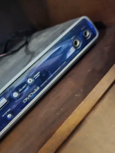 Dvdoke com 3 músicas, controle e microfone originais completo