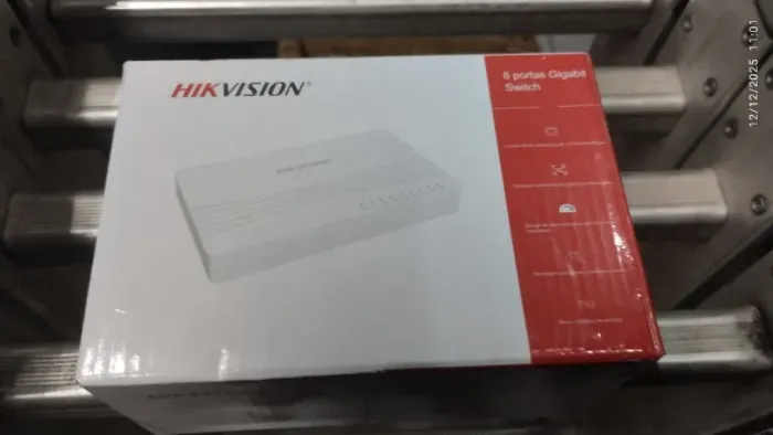 Switch Gigabit Hikvision 8 Portas - 1000 Mbps - NOVO NA CAIXA