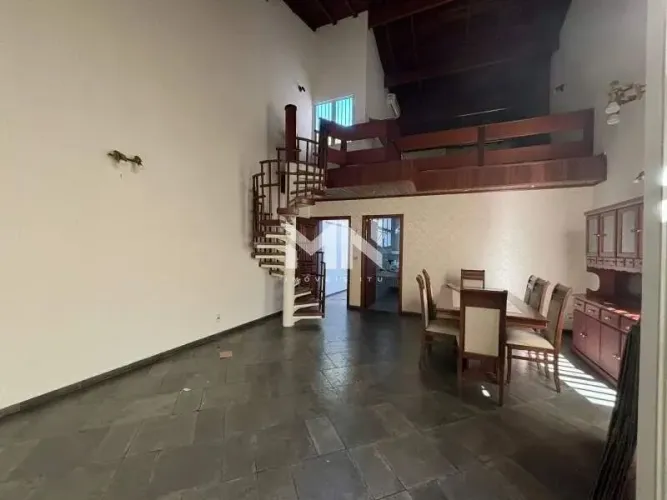 Casa à venda, 4 quartos, 2 suítes, 1 vaga, Centro Itu - Itu/SP