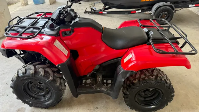 Quadriciclo Honda Fourtrax 420 2015 - 4 pneus novos - pronto pra uso! 