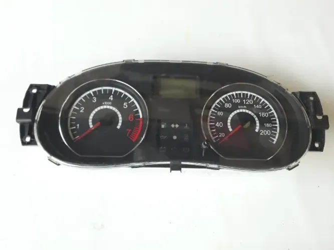 Renault Logan/Sandero 2012 - Painel de instrumentos.