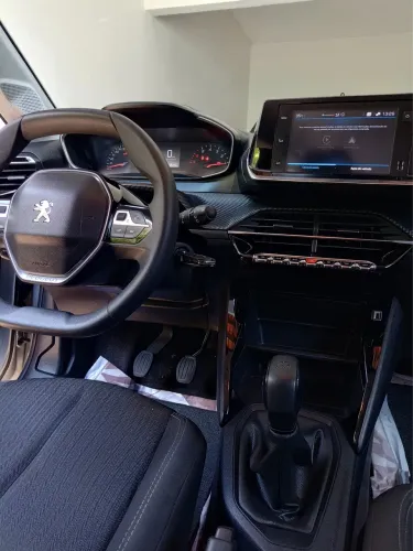 Peugeot 208 LIKE