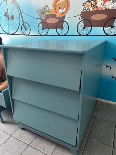 CAMA INFANTIL (transforma em berço) + CÔMODA 