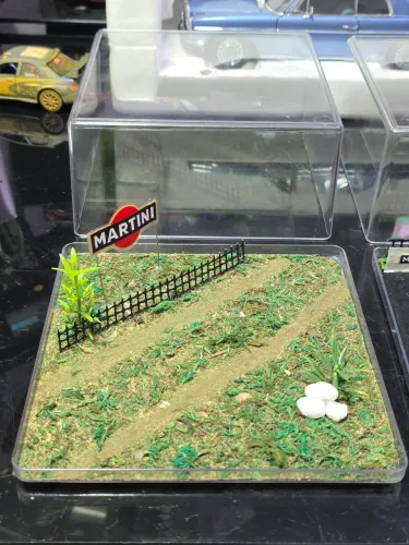 Diorama Miniatura 1:43 rally martini muito real