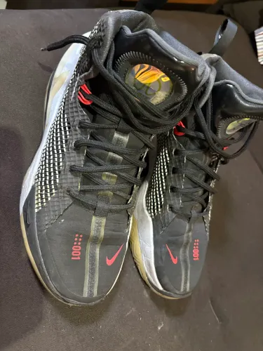 Nike Air Zoom GT Jump tamanho 41