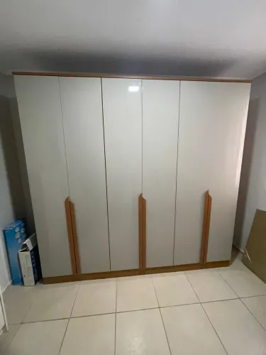 Limpa Estoque Guarda Roupas Casal Embalado