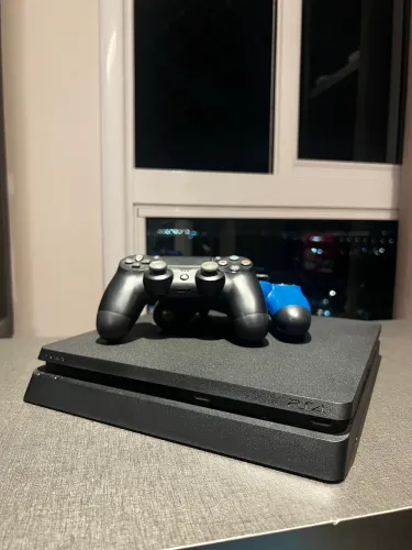 ps4 slim conservadíssimo 
