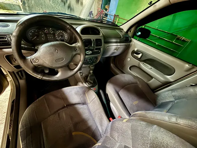Renault Clio Rn/alize/expr./1.0 Hi-power 16V 5P 2002