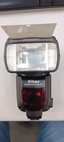 Flash Nikon SB 910
