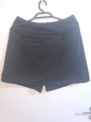 short saia preto tam. m