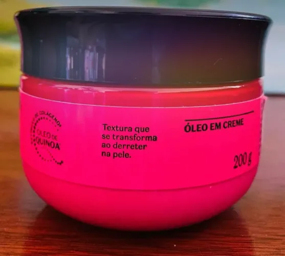 Óleo em creme para pele com colágeno e quinoa