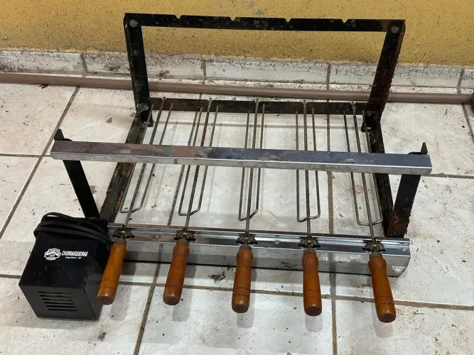 Grelha Giratória para Churrasco - Churrasqueira Elétrica