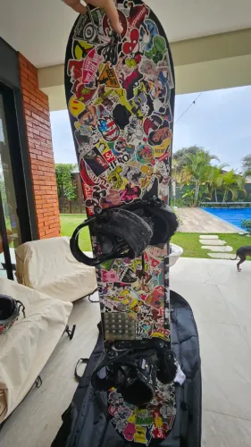 Snowboard Nidecker Axis com bindings, personalizado, 158cm + mala de viagem + capacete