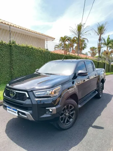 Hilux  *CONQUEST*  Diesel  4x4 2023 *72.000 Motor 204 CV**