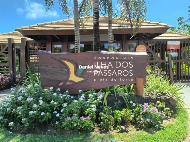 Terrenos/ lotes à VENDA no Condomínio Ilha dos Pássaros, em Praia do Forte - BA, a partir